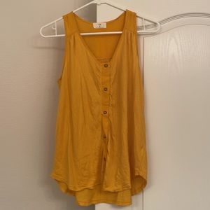 T.La yellow Top xs